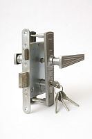 Замок Zenit (Зенит) врезной цилиндровый с защёлкой в комплекте с ручкой ЗВ4-3.01 (никель), 4 кл.